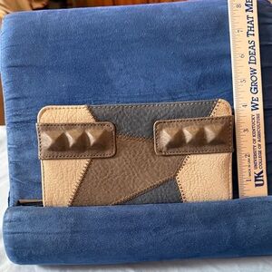 Jessica Simpson Leather Wallet in Grey and Blue, NWOT, MAKE AN OFFER!!!